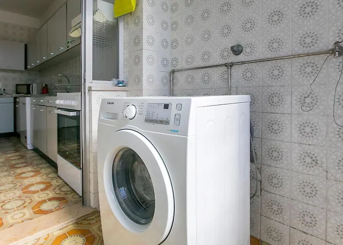 Alba House & Free Parking Appartement